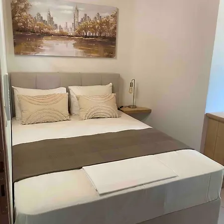 Modern Loft At Kalogria