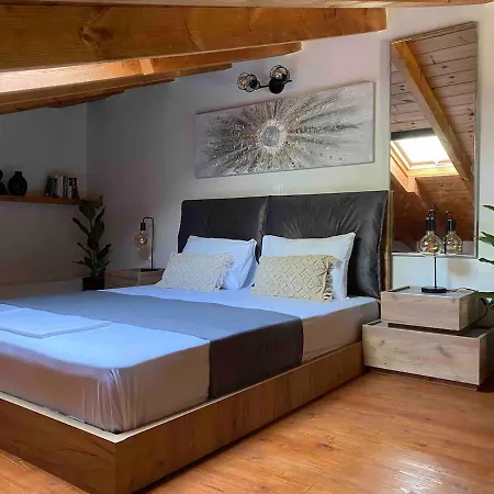 Apartment Modern Loft At Kalogria