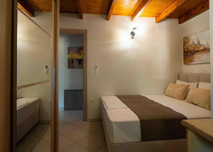 Modern Loft At Kalogria Lejlighed Stoúpa