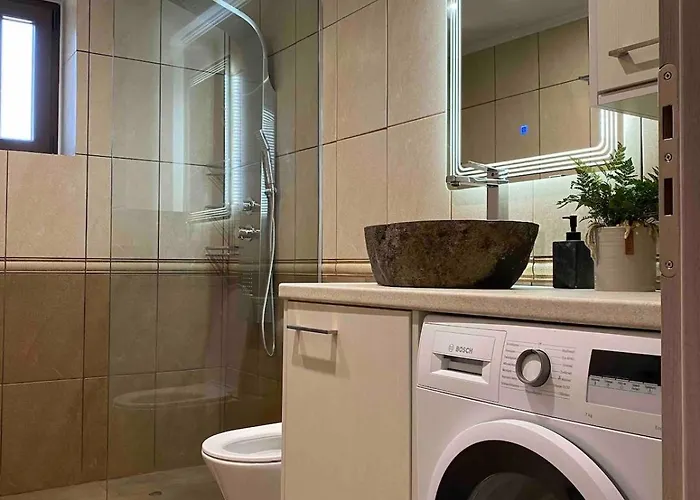 Modern Loft At Kalogria Stoúpa